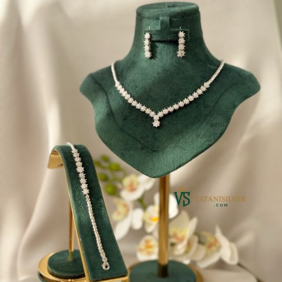 تصویر  سرویس نقره زنانه کد SRJ103