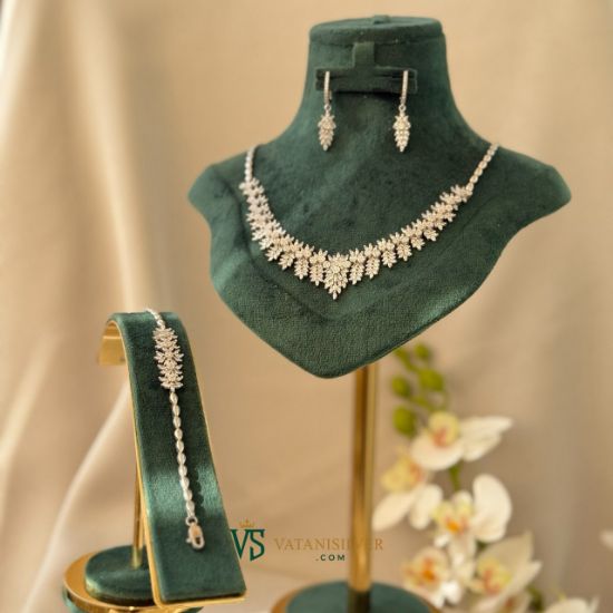 تصویر  سرویس نقره زنانه کد SRJ106
